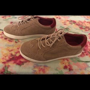 Hanna Anderson Little Boy Oxford Sneakers- Size 13